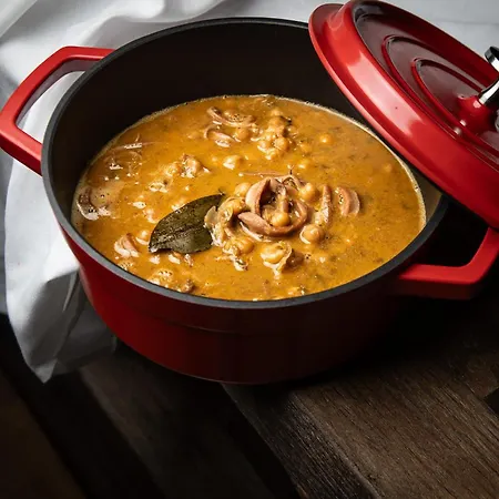 Hotel Hospedium Rural Ruta Imperial H-cc-00660 3*